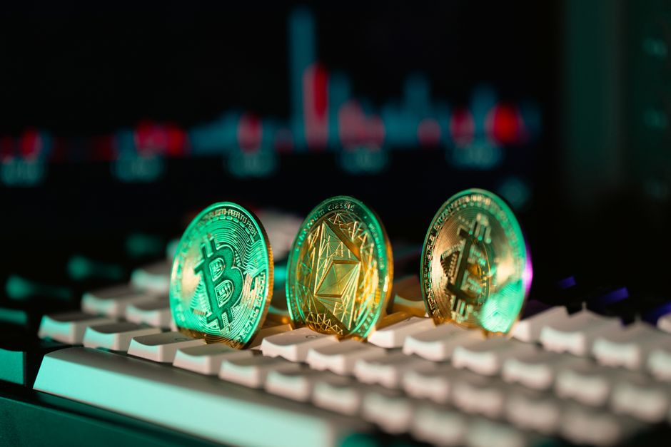 Kryptovaluta och Ekonomi: En Djupdykning i Det Digitala Finanslandskapet